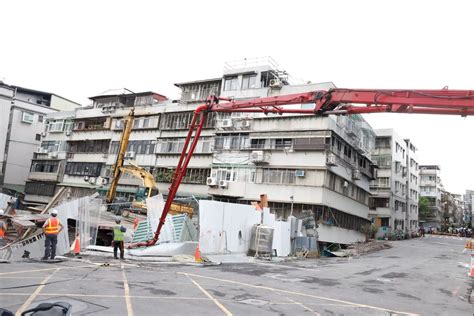 大直房屋嚴重傾斜|大直下陷案 李四川：建物每天以萬分之6速度傾斜 